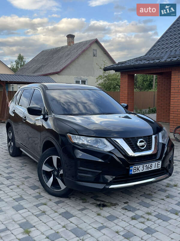 Внедорожник / Кроссовер Nissan Rogue 2017 в Вараше фото 3 Внедорожник / Кроссовер Nissan Rogue 2017 в Вараше