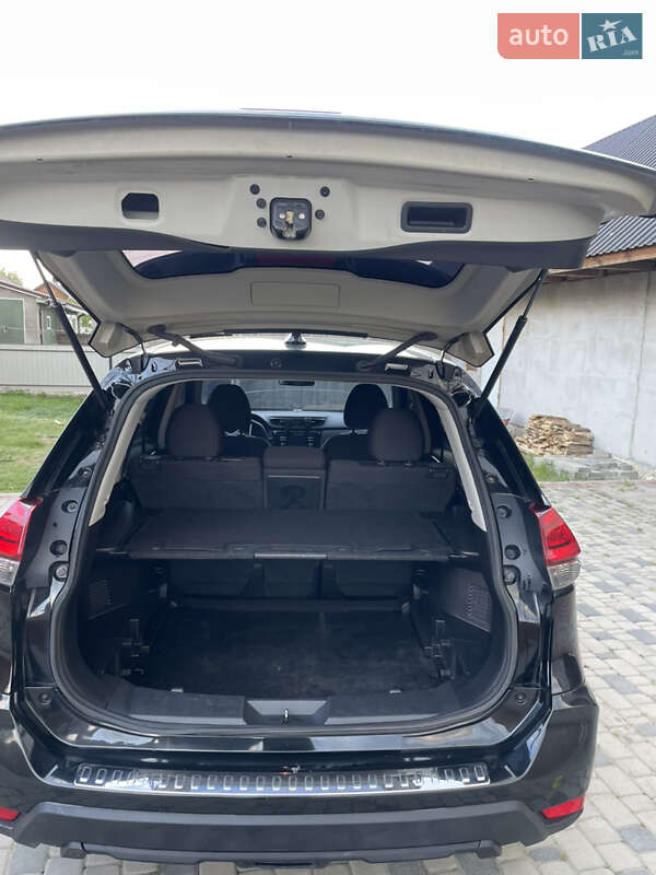 Внедорожник / Кроссовер Nissan Rogue 2017 в Вараше фото 9 Внедорожник / Кроссовер Nissan Rogue 2017 в Вараше