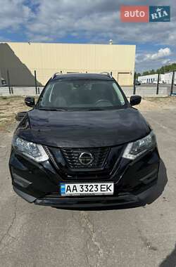 Позашляховик / Кросовер Nissan Rogue 2019 в Києві