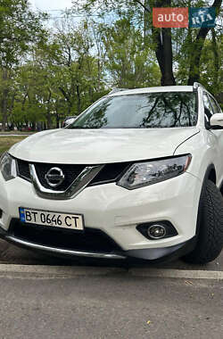 Внедорожник / Кроссовер Nissan Rogue 2015 в Кропивницком