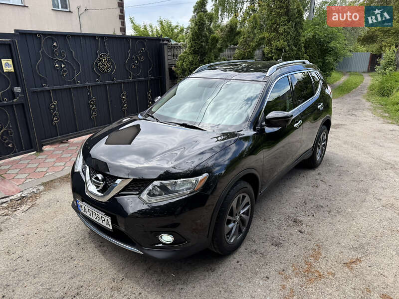 Позашляховик / Кросовер Nissan Rogue 2016 в 