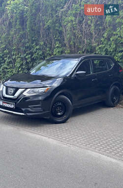 Позашляховик / Кросовер Nissan Rogue 2017 в 
