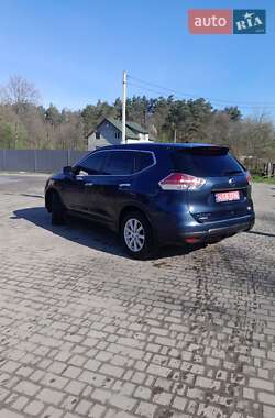 Внедорожник / Кроссовер Nissan Rogue 2014 в Львове
