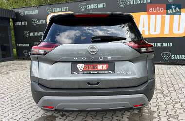 Внедорожник / Кроссовер Nissan Rogue 2023 в 