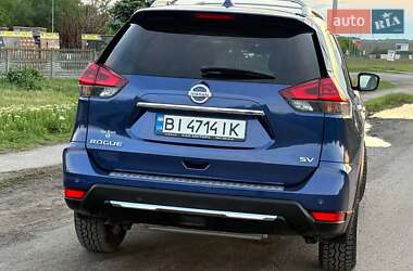 Внедорожник / Кроссовер Nissan Rogue 2019 в 