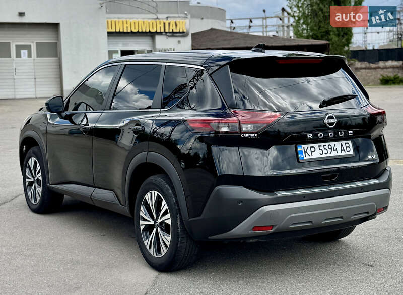 Внедорожник / Кроссовер Nissan Rogue 2022 в Запорожье