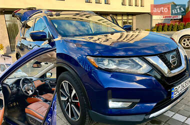 Внедорожник / Кроссовер Nissan Rogue 2016 в Львове