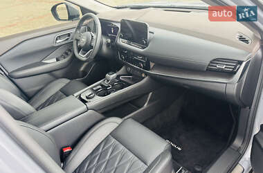 Позашляховик / Кросовер Nissan Rogue 2023 в 
