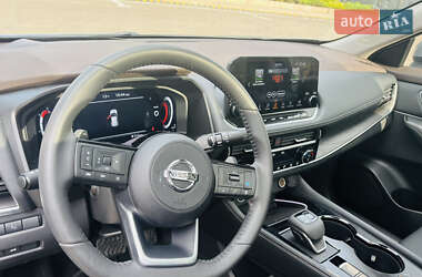 Позашляховик / Кросовер Nissan Rogue 2023 в 