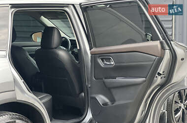 Позашляховик / Кросовер Nissan Rogue 2021 в 