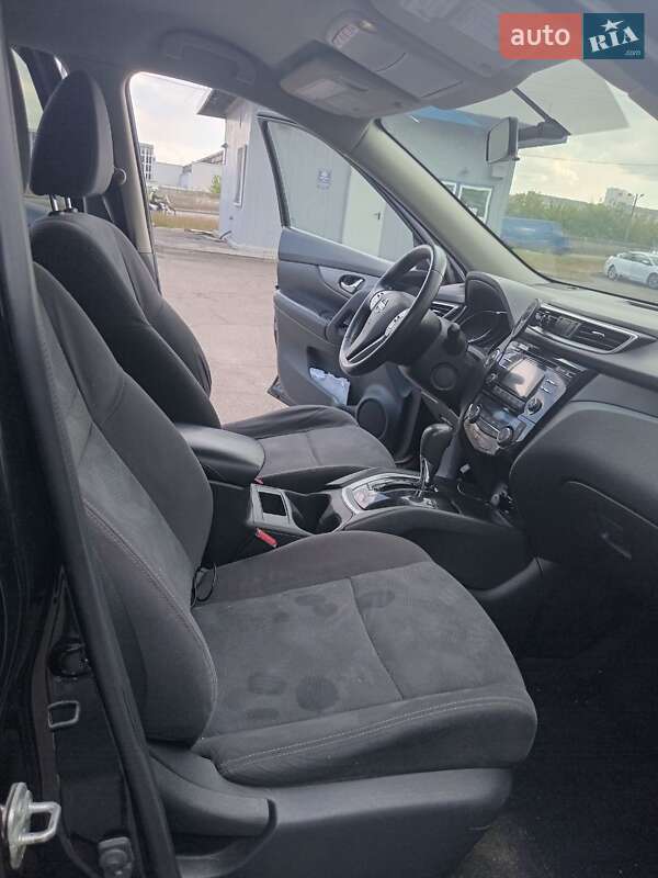 Позашляховик / Кросовер Nissan Rogue 2016 в Києві