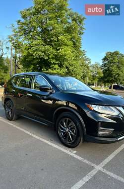 Позашляховик / Кросовер Nissan Rogue 2018 в 
