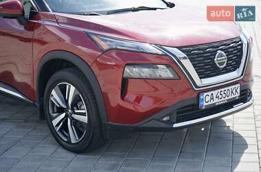 Позашляховик / Кросовер Nissan Rogue 2020 в 