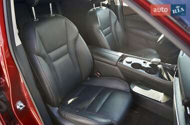 Позашляховик / Кросовер Nissan Rogue 2020 в 