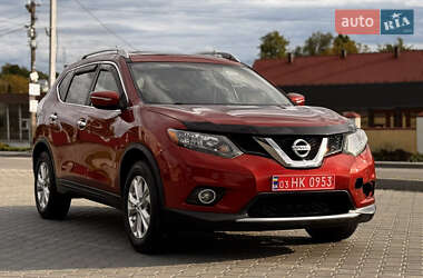 Позашляховик / Кросовер Nissan Rogue 2015 в Львові