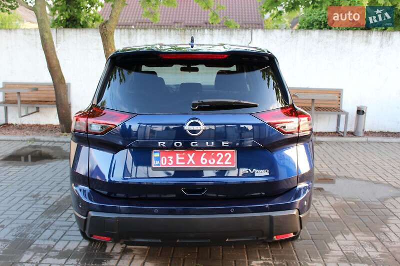 Позашляховик / Кросовер Nissan Rogue 2024 в Рівному