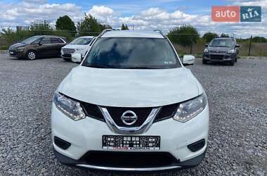 Внедорожник / Кроссовер Nissan Rogue 2015 в Львове