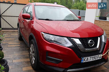Позашляховик / Кросовер Nissan Rogue 2017 в Києві