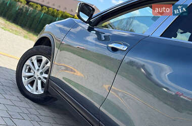 Внедорожник / Кроссовер Nissan Rogue 2014 в 