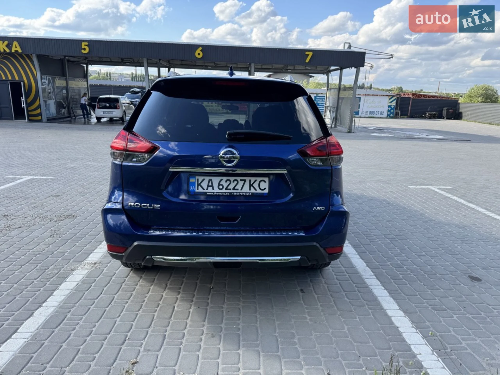 2017 Nissan Rogue - мініатюра 9