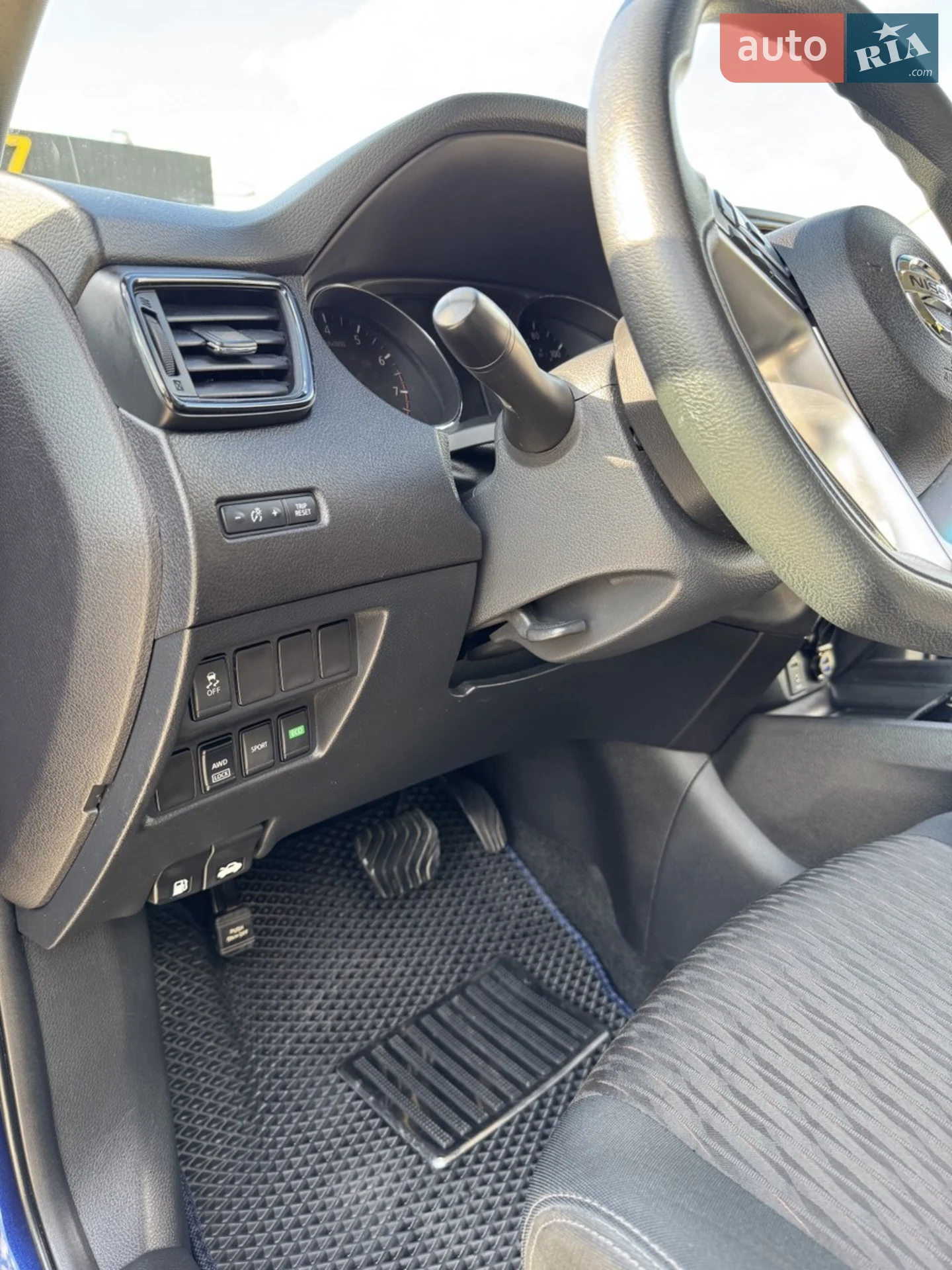 2017 Nissan Rogue - мініатюра 15