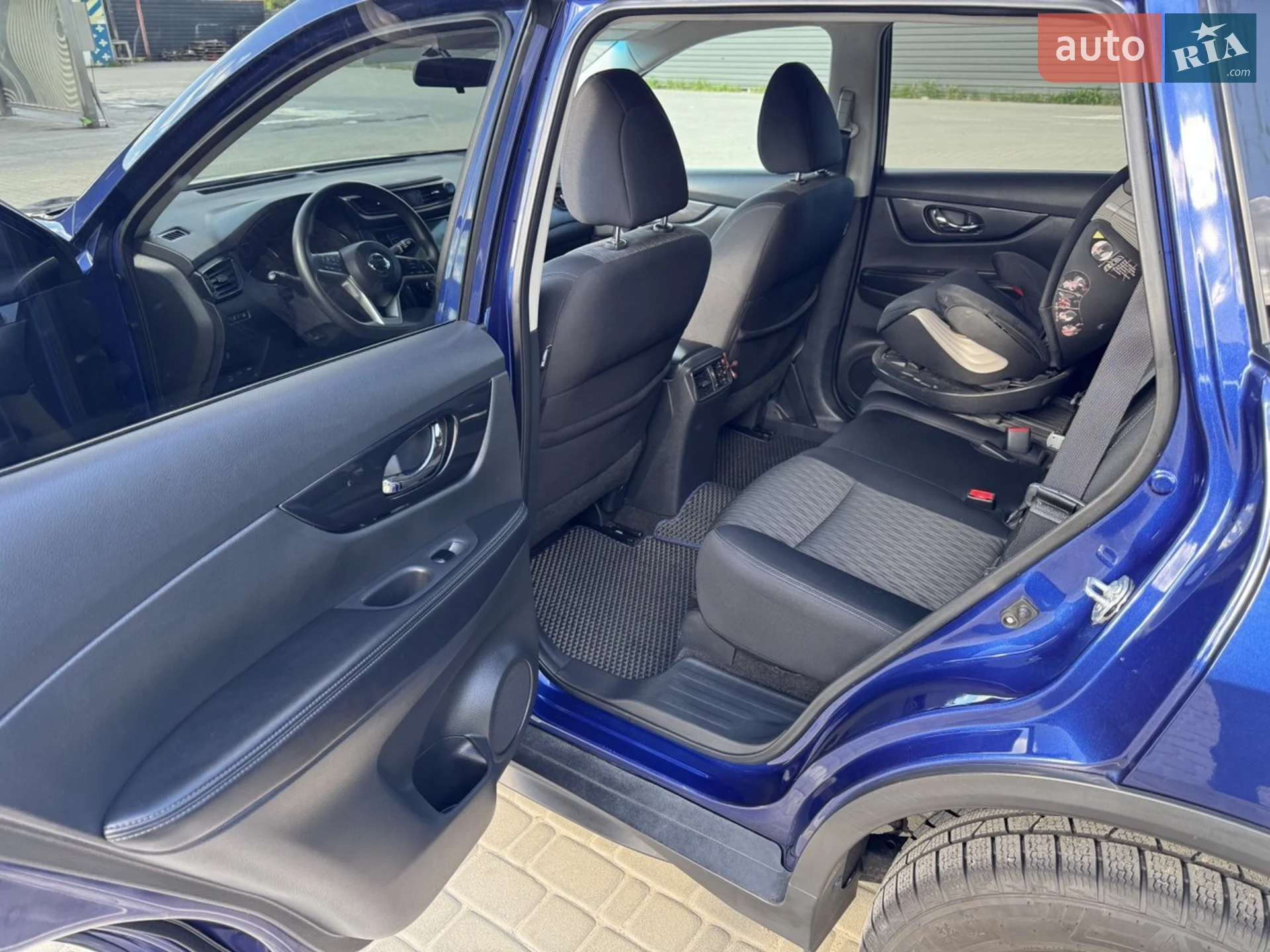 2017 Nissan Rogue - мініатюра 16