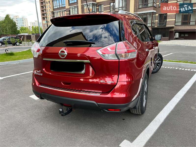 Позашляховик / Кросовер Nissan Rogue 2016 в Чернігові