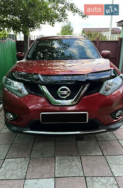 Внедорожник / Кроссовер Nissan Rogue 2016 в Чернигове