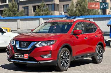 Позашляховик / Кросовер Nissan Rogue 2017 в Одесі