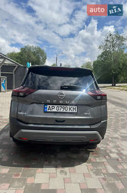 Внедорожник / Кроссовер Nissan Rogue 2022 в 