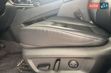 Внедорожник / Кроссовер Nissan Rogue 2022 в 