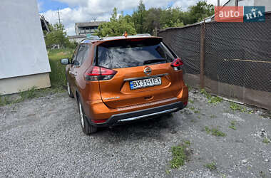 Позашляховик / Кросовер Nissan Rogue 2017 в 