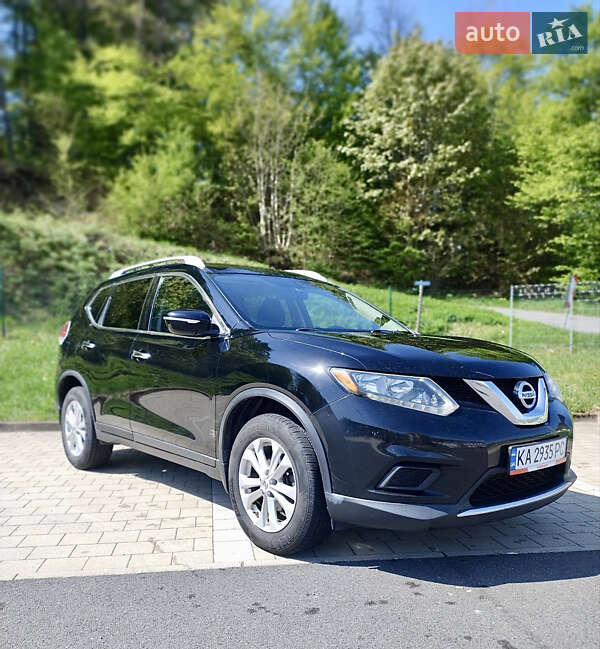 Позашляховик / Кросовер Nissan Rogue 2014 в Києві