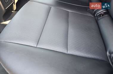 Внедорожник / Кроссовер Nissan Rogue 2021 в 
