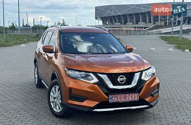 Внедорожник / Кроссовер Nissan Rogue 2018 в Львове