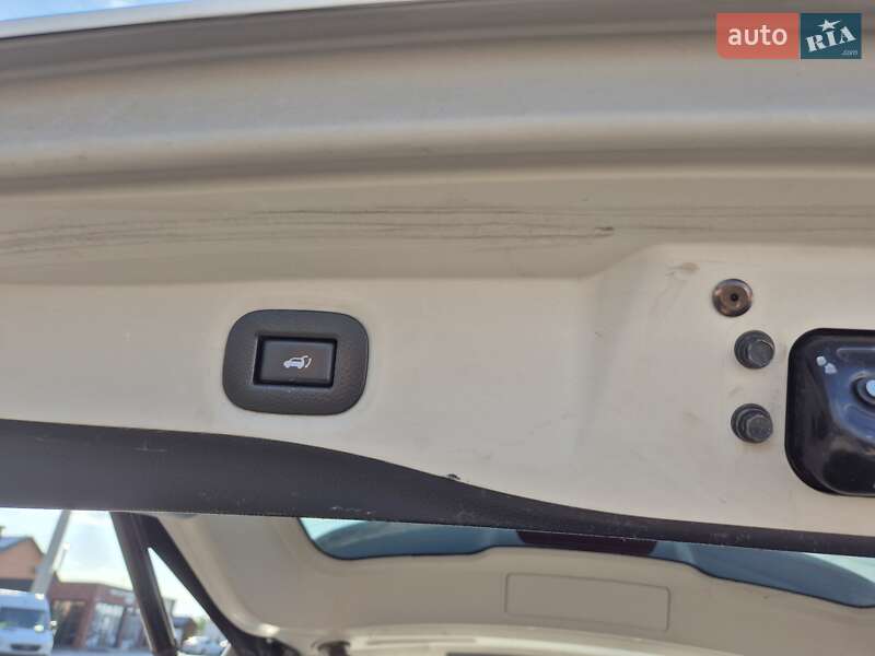 Внедорожник / Кроссовер Nissan Rogue 2018 в Виннице