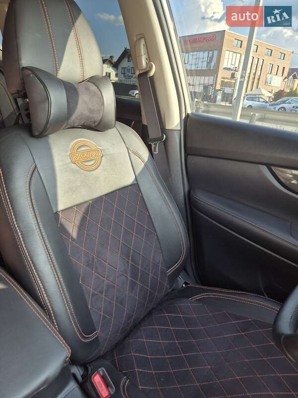 Внедорожник / Кроссовер Nissan Rogue 2018 в Виннице