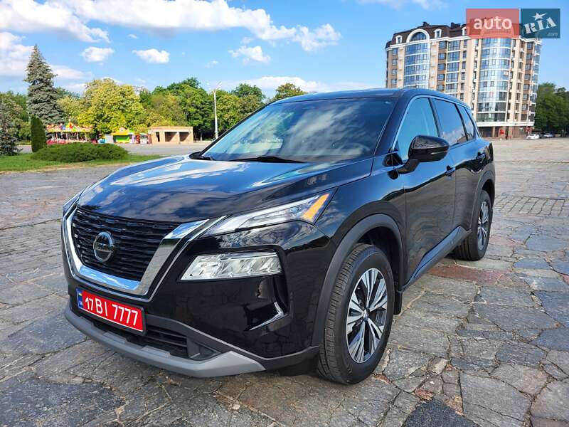 Внедорожник / Кроссовер Nissan Rogue 2021 в 