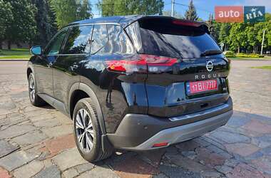 Внедорожник / Кроссовер Nissan Rogue 2021 в 