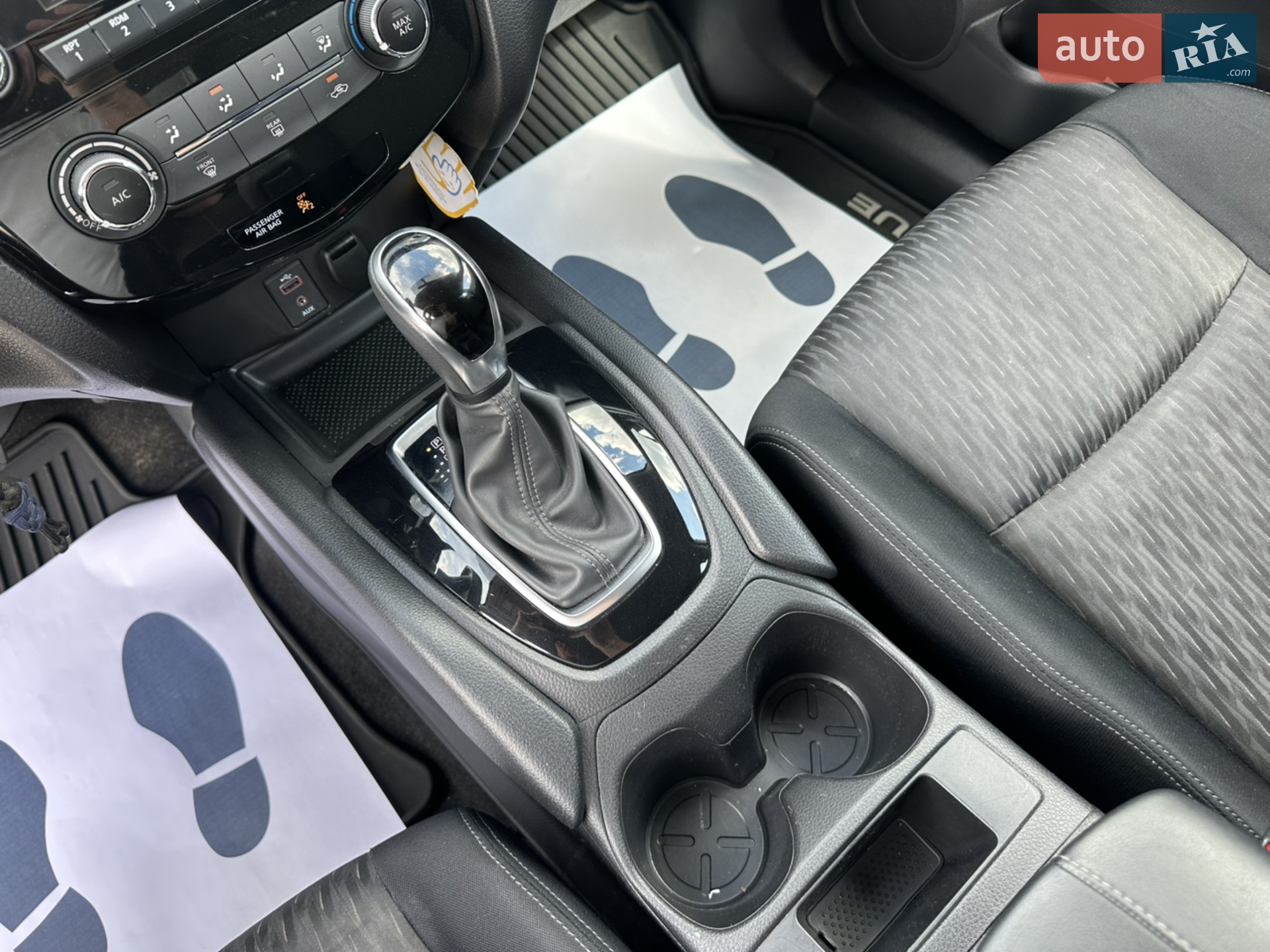 2016 Nissan Rogue - мініатюра 10
