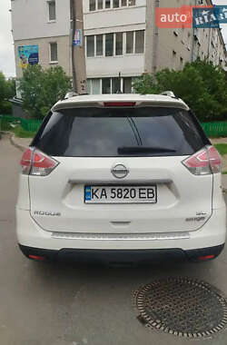 Позашляховик / Кросовер Nissan Rogue 2015 в Ірпені