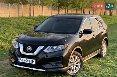 Внедорожник / Кроссовер Nissan Rogue 2019 в 