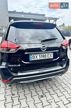 Позашляховик / Кросовер Nissan Rogue 2017 в 