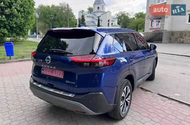 Внедорожник / Кроссовер Nissan Rogue 2020 в 