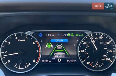 Внедорожник / Кроссовер Nissan Rogue 2020 в 