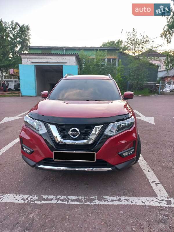 Позашляховик / Кросовер Nissan Rogue 2017 в 