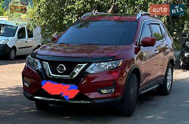 Позашляховик / Кросовер Nissan Rogue 2017 в 