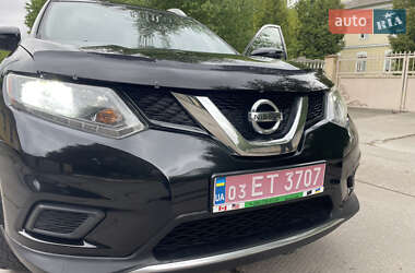 Внедорожник / Кроссовер Nissan Rogue 2016 в 
