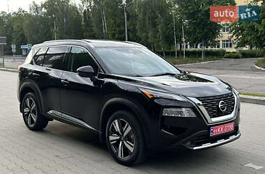 Позашляховик / Кросовер Nissan Rogue 2021 в Києві