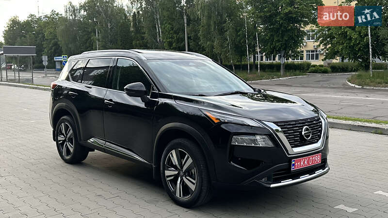 Внедорожник / Кроссовер Nissan Rogue 2021 в 